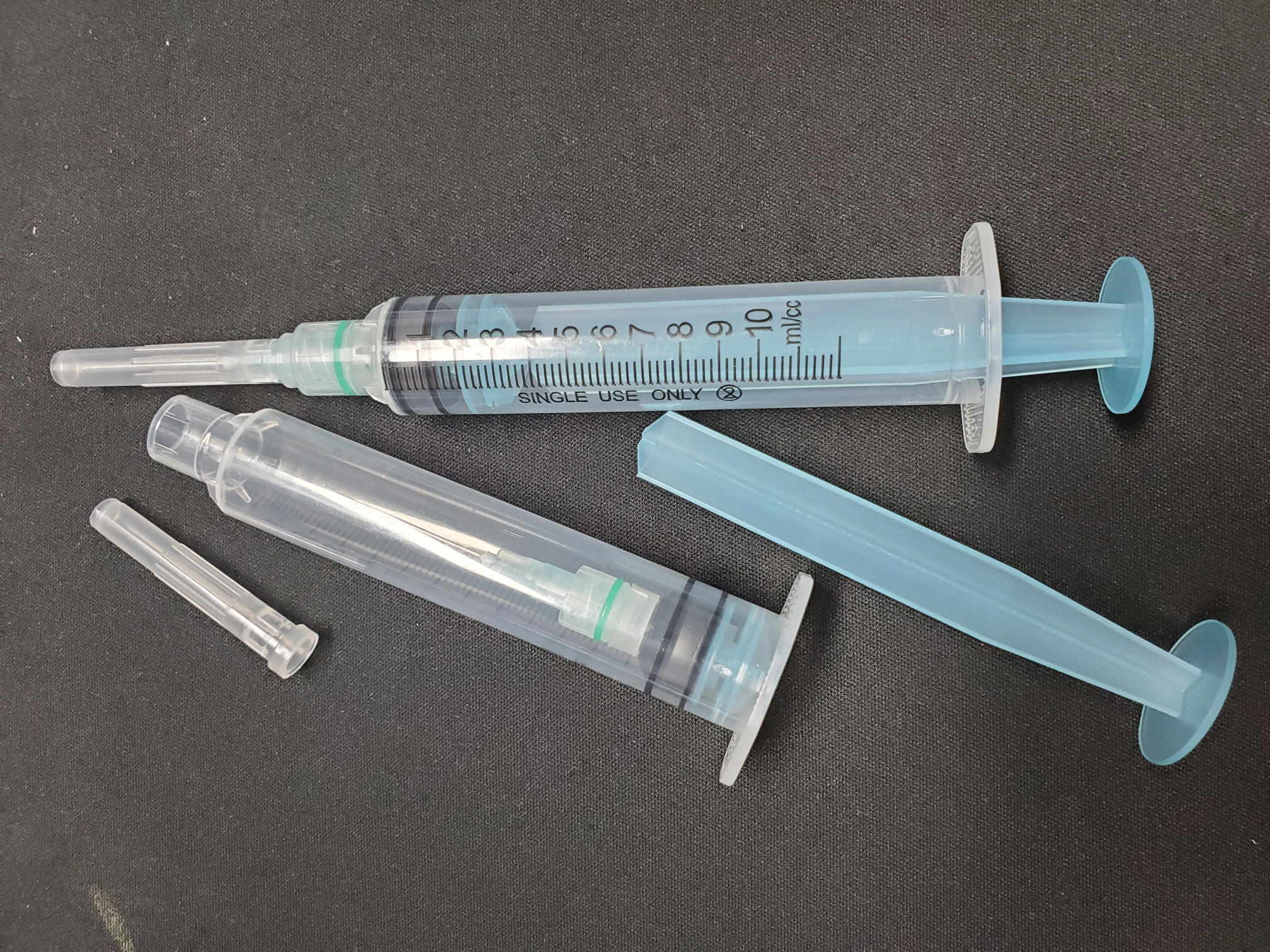 Safety-Syringe-10cc-02.jpg